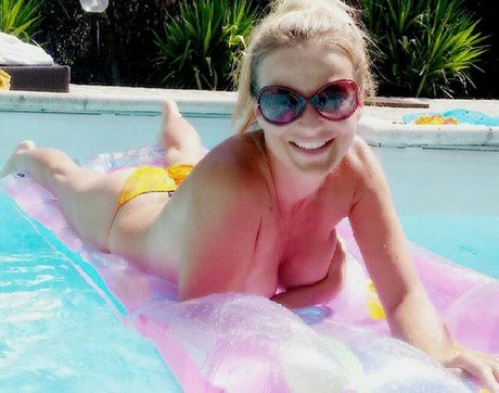 Eva Henger naked actress img