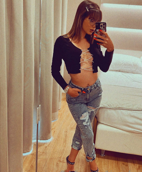 big tits mom onlyfans sexy nude picture