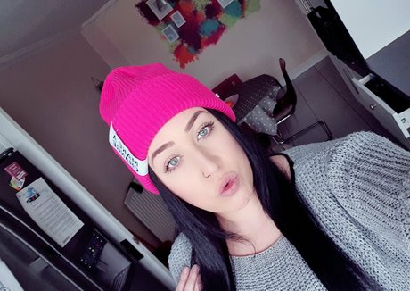 real twin onlyfans art naked picture