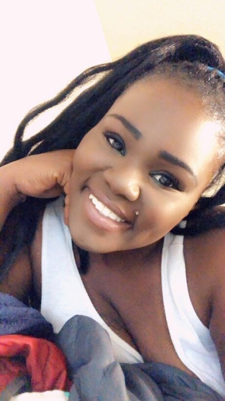 BitterSweet Goddess pornstar nudes picture