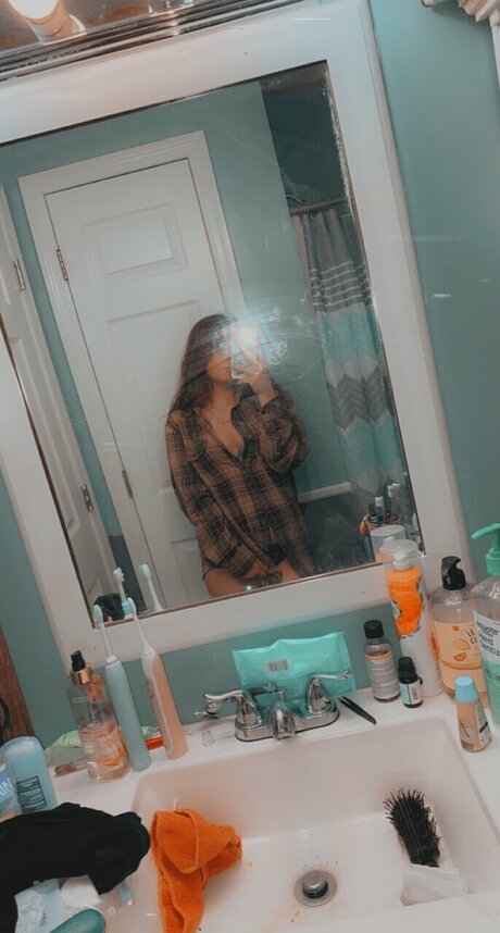 Brianna Ferguson erotic model gallery