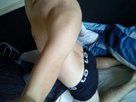 SubTwinkTom_ star erotic pic