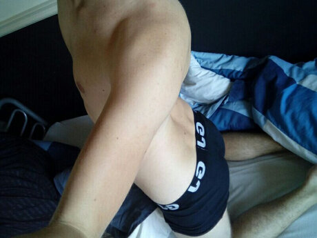 SubTwinkTom_ model top pic