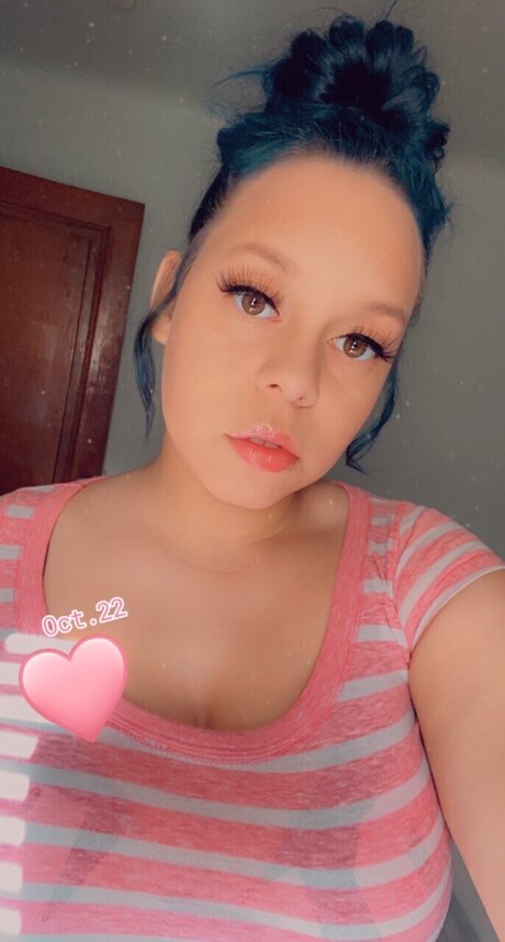 Dezzie perfect pornstar gallery