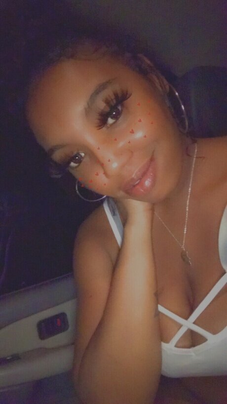 MzPoohie pornstar beautiful img