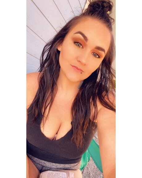 stonie love star img