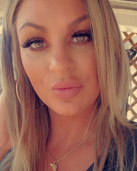 Ice Queen_ pornographic model photo