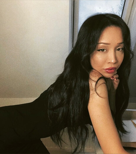 Naila imani star perfect galleries