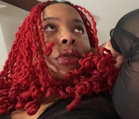 u220522212 exclusive star photos