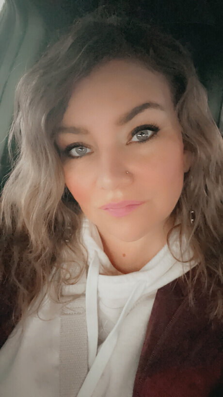 AmberMarie naked model pic