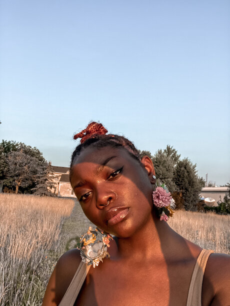 THAT girl M star xxx pics