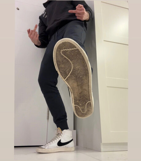 MADTRAMPLER erotic star galleries