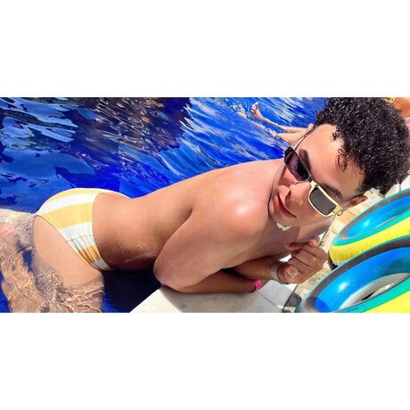 GABRYELL model naked photo