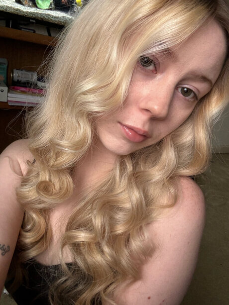 kyla_ adult model image