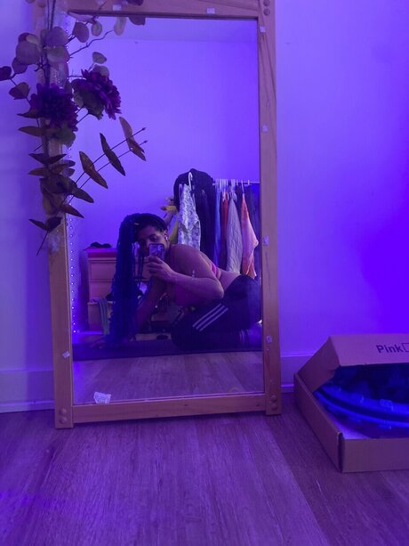 JuicyPHX naked pornstar pictures