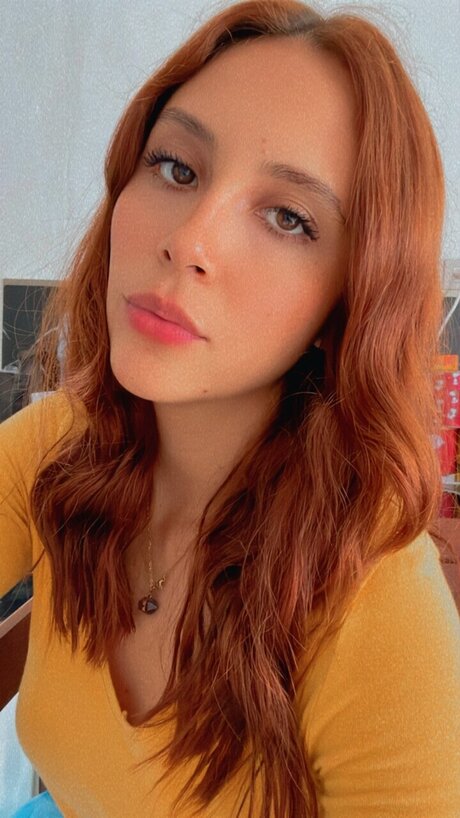 Idhy Naguez model best picture