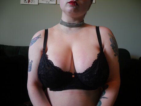 Juliet Rose pornstar sexy image