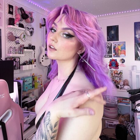 thiccbitxh star high quality pic