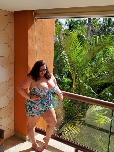 Sarra star nice image