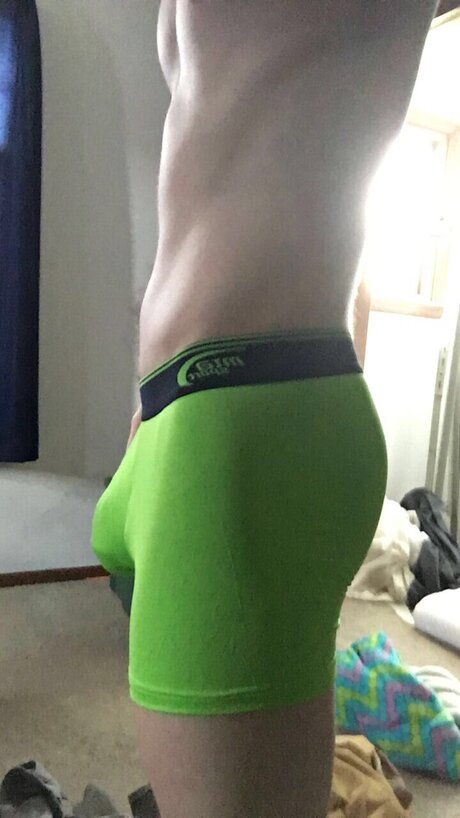 Sleazmeister model high quality images