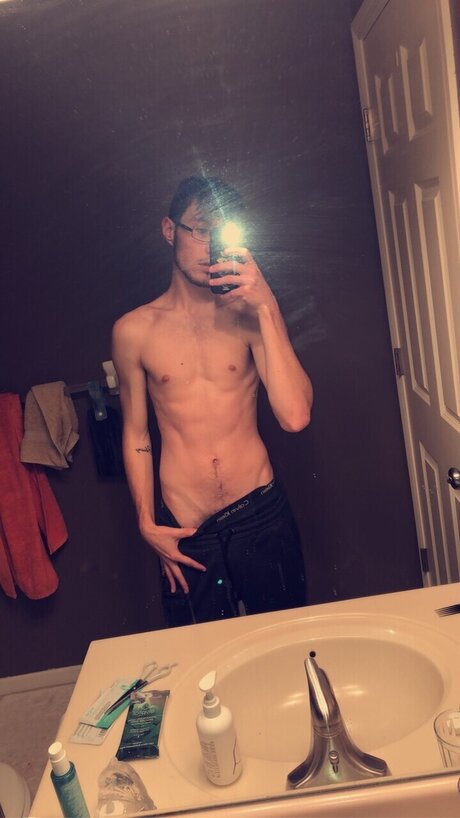 Tyler Fererra perfect model images