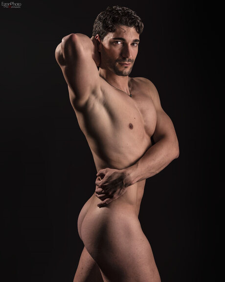 Vicente93 beautiful model images