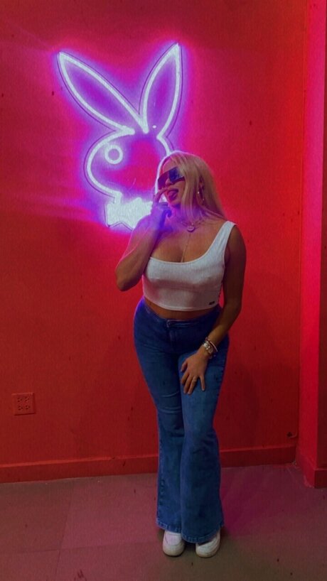 Sofia Versace pornstar pretty photos