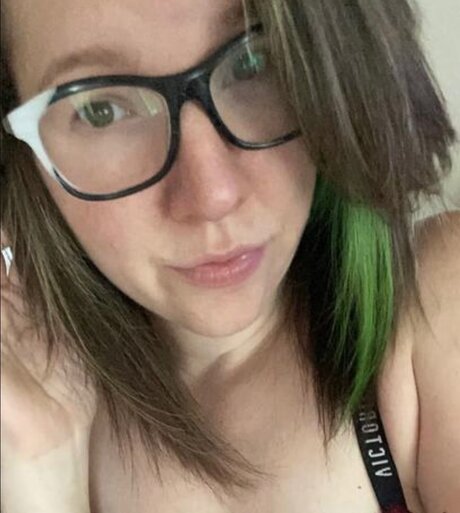 small onlyfans hot nude gallery