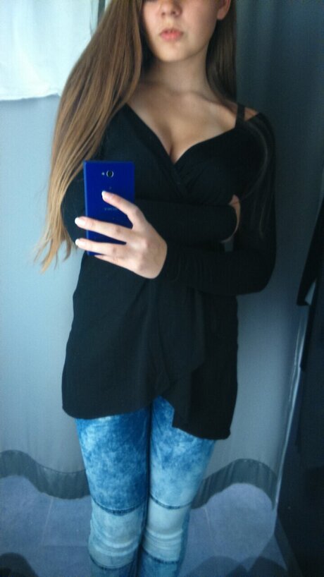 Bluemantra sexy actress images