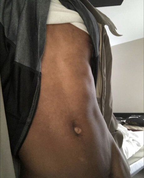 hiddenj naked actress pic