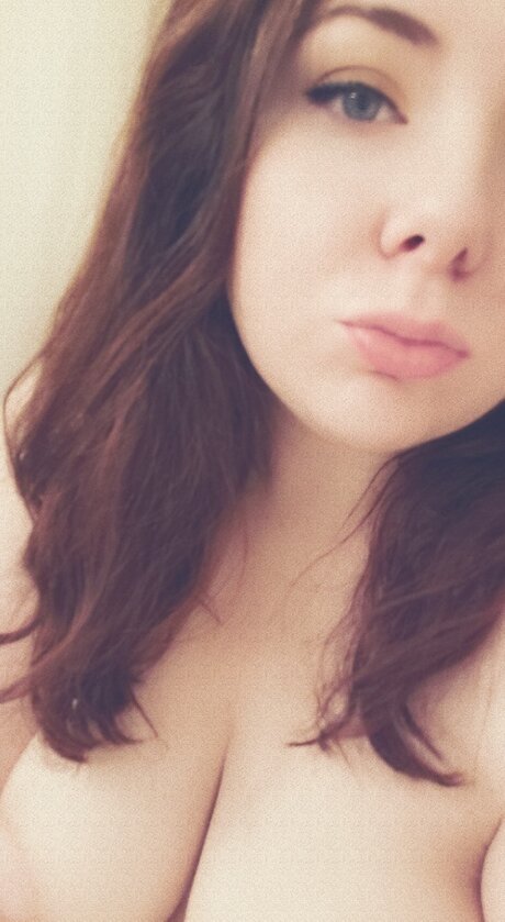 FlirtyAstrology hot model img