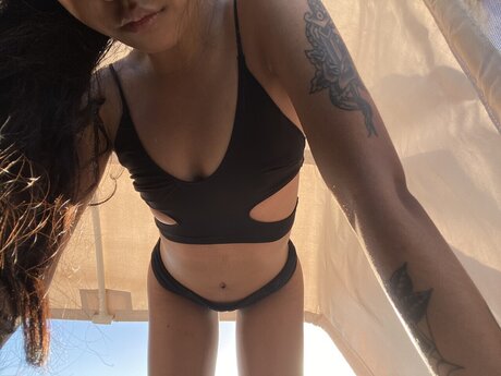 Thxda high quality model pictures