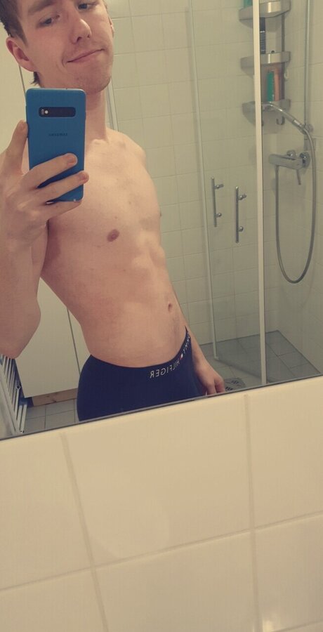 Dniell model adult pics