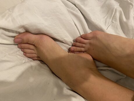 Doll Feet pornstar art pictures