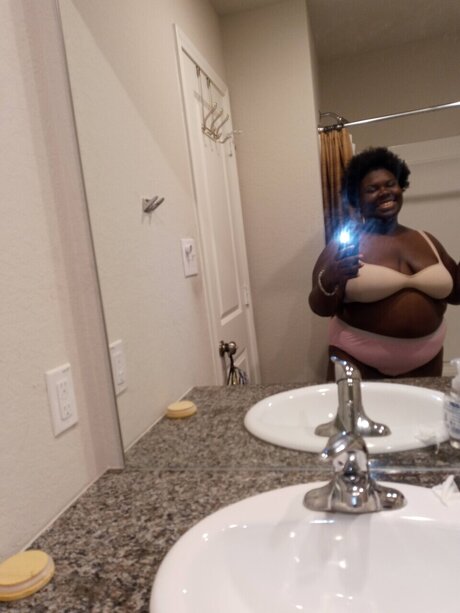 Ne1thing_ star nude galleries