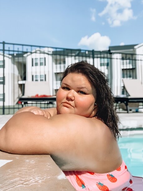 Alyssa Hudson pornstar pretty img