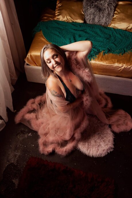 Misty Hill star art gallery