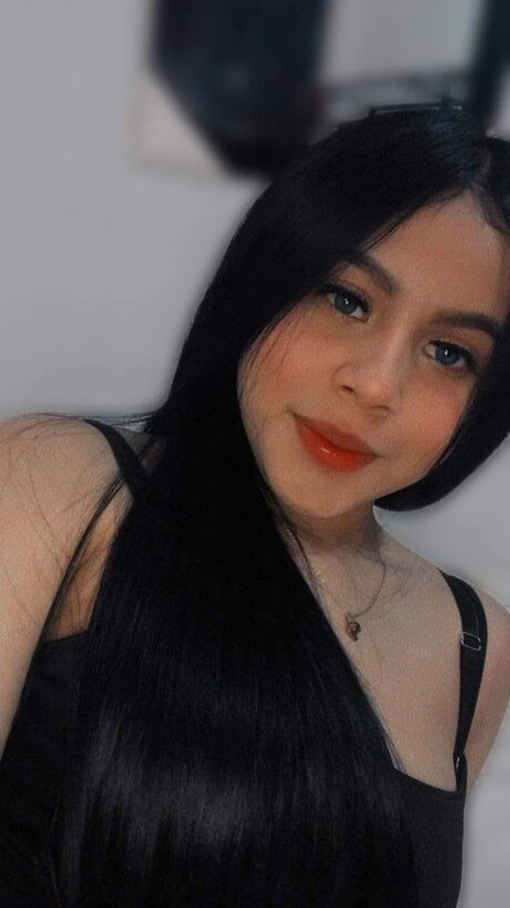 big tits mom onlyfans pretty pics