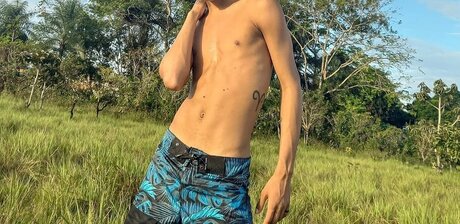 Magrin naked model archive