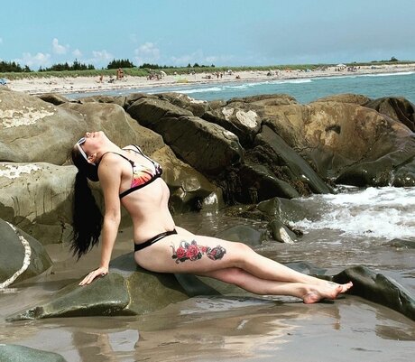 blonde handjob onlyfans nudes image