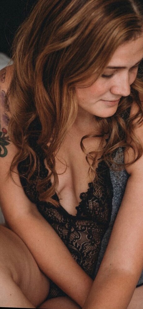 Chloe Thompson perfect actress photos