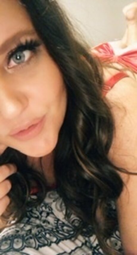 Vixenbabe83 pornstar adult image