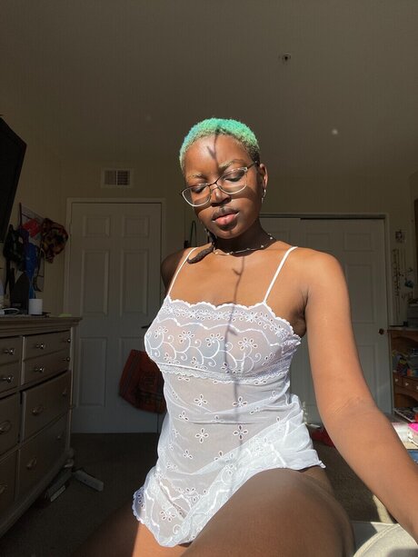 ukraine teen onlyfans sexy images