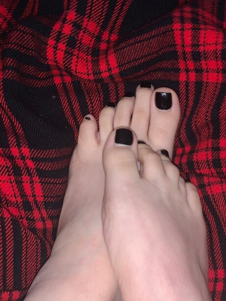 Nicolee adult model gallery