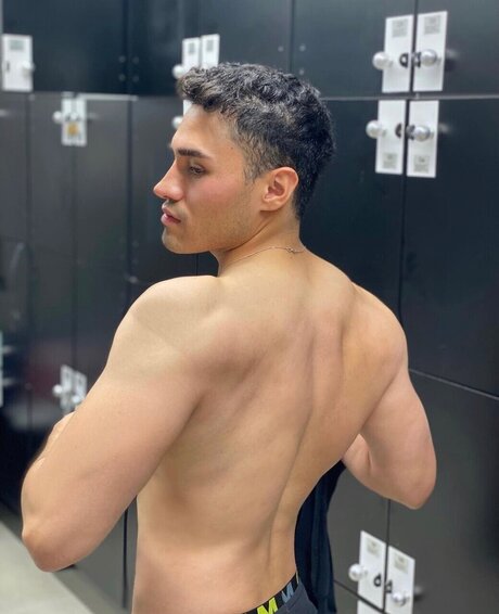 Jos Mondrag n beautiful star img