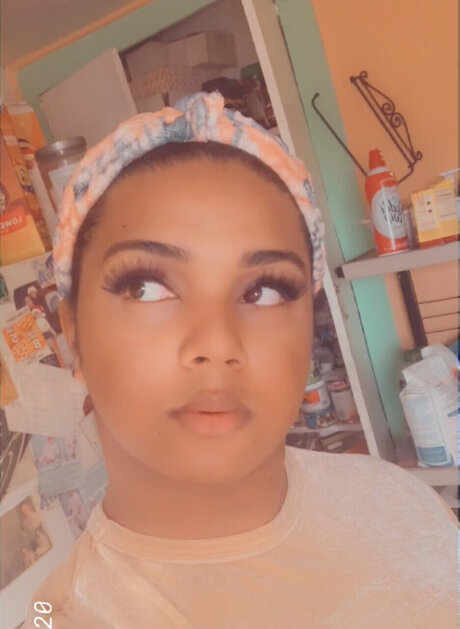 Yaya nautica top model photos