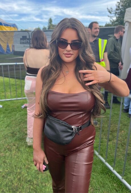 Hollyboohoo erotic pornstar photos