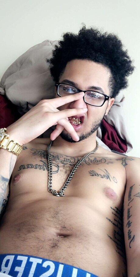 Nabie star pornographic image