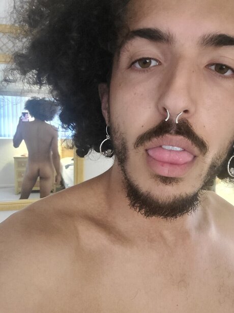 Anthony Price naked star images