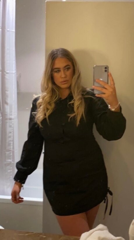 Ellie o connor high quality pornstar pic